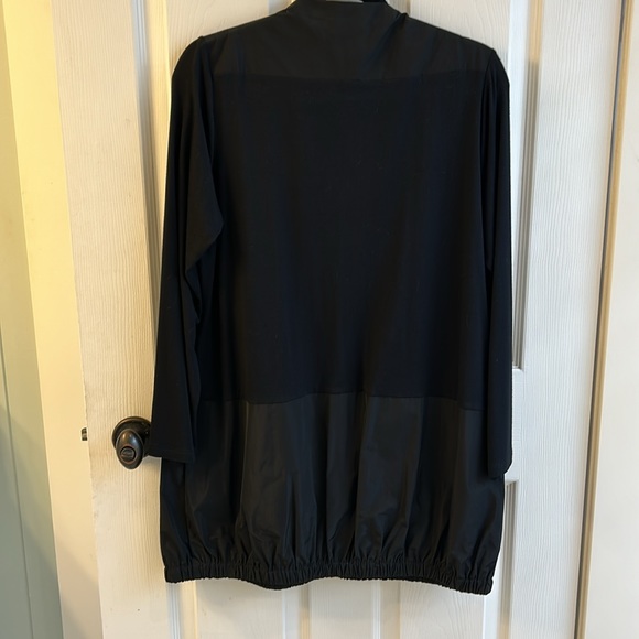 Sun Kim Jacket/Top - Picture 7 of 14